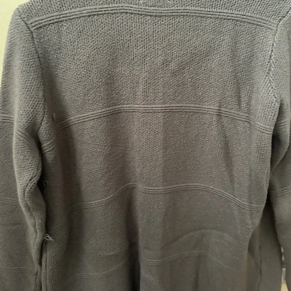 Women’s grey sweater/cardigan size small - Picture 2 of 2